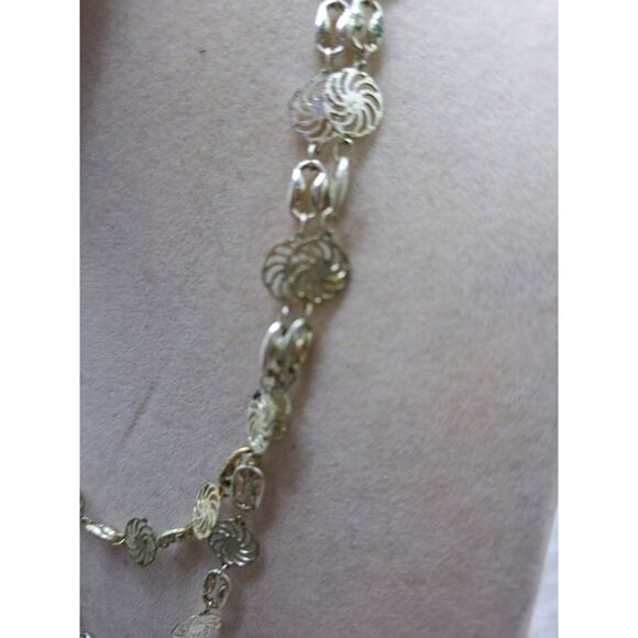 A Silver Tone Chain Necklace Disc Boho Hippie Chic Festival Whimsical - Picture 3 of 9